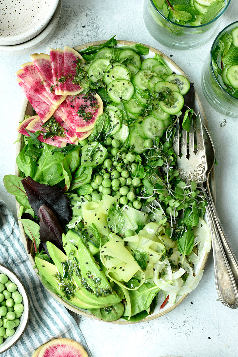 spring greens salad with tarragon dressing