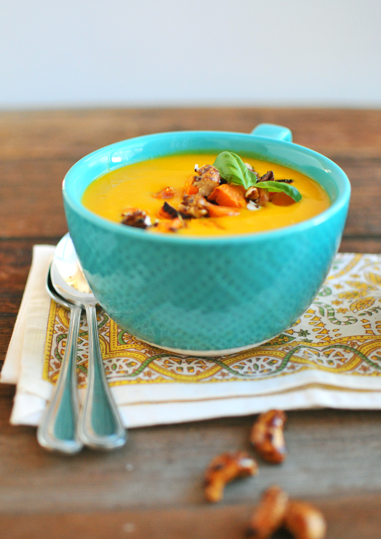 carrot ginger cashew soup with silk