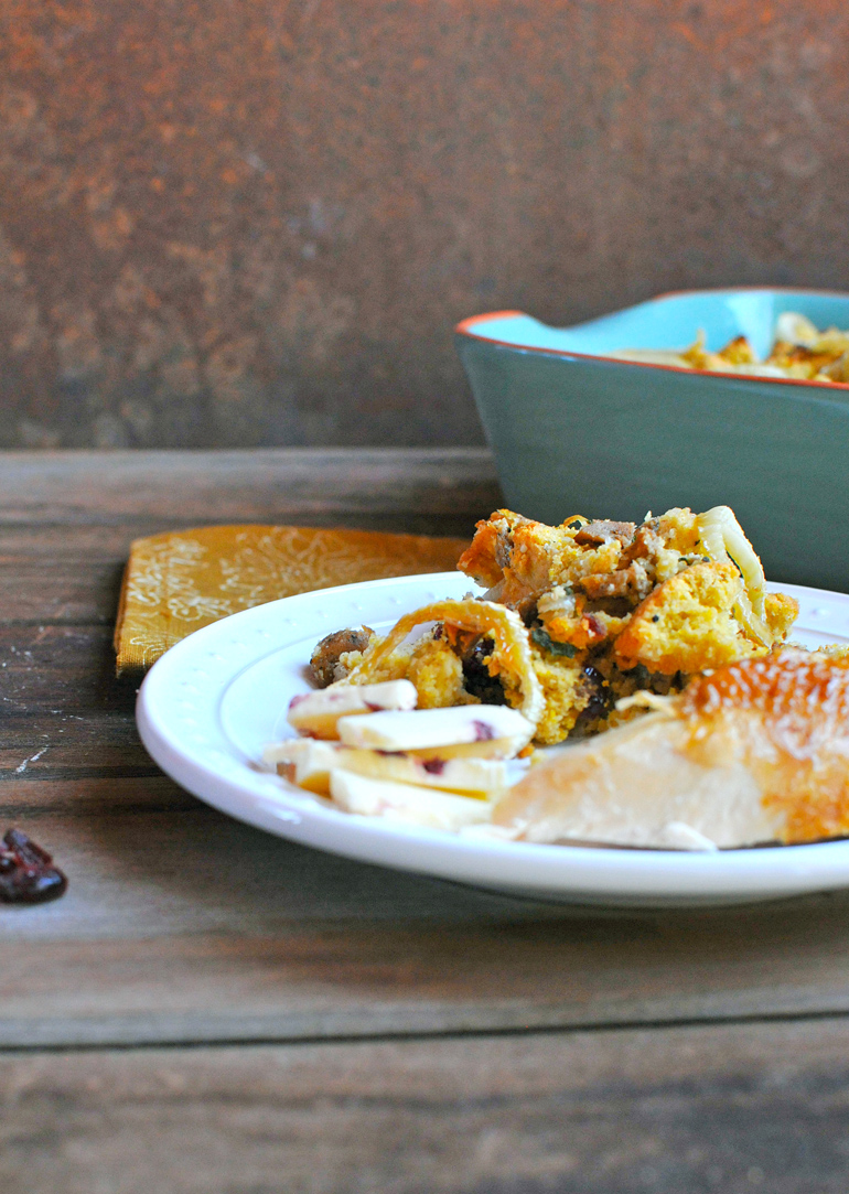 easy cornbread stuffing with cranberries
