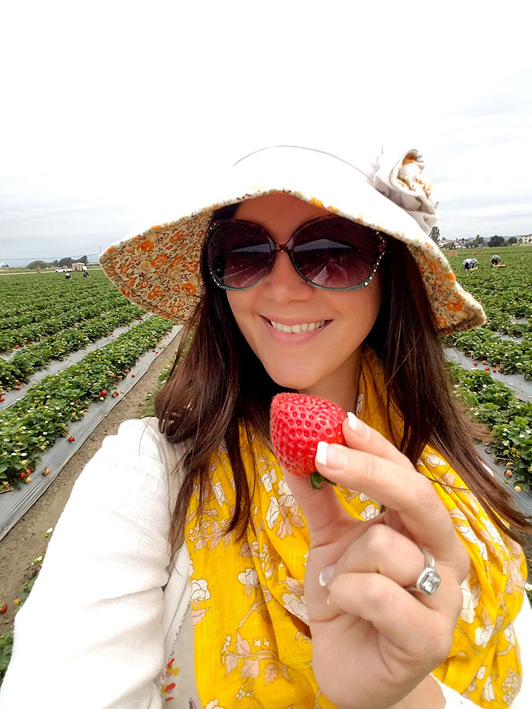 kelly strawberry selfie in the fields