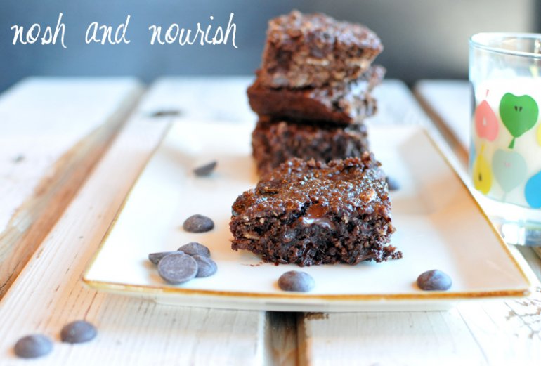 A Nourished Family + {Quinoa Brownies} Nosh and Nourish