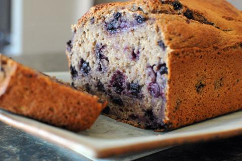 yogurt greek bread blueberry banana sugar breakfast healthy sweet recipes recipe dessert nosh nourish christmas birthday muffins food cooking awesome