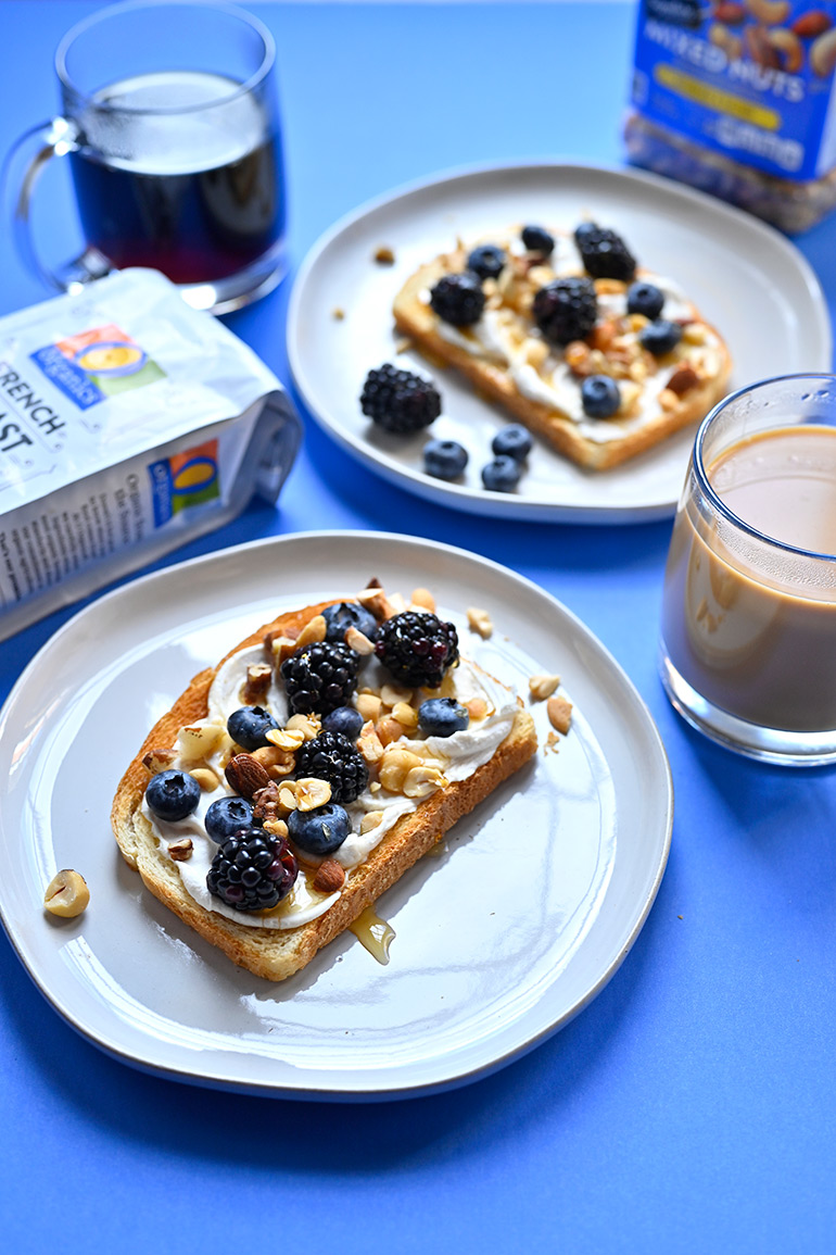 berry toast sideview