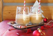 3 Ingredient Eggnog Smoothies