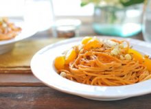 Creamy (Vegan) Roasted Red Pepper Alfredo