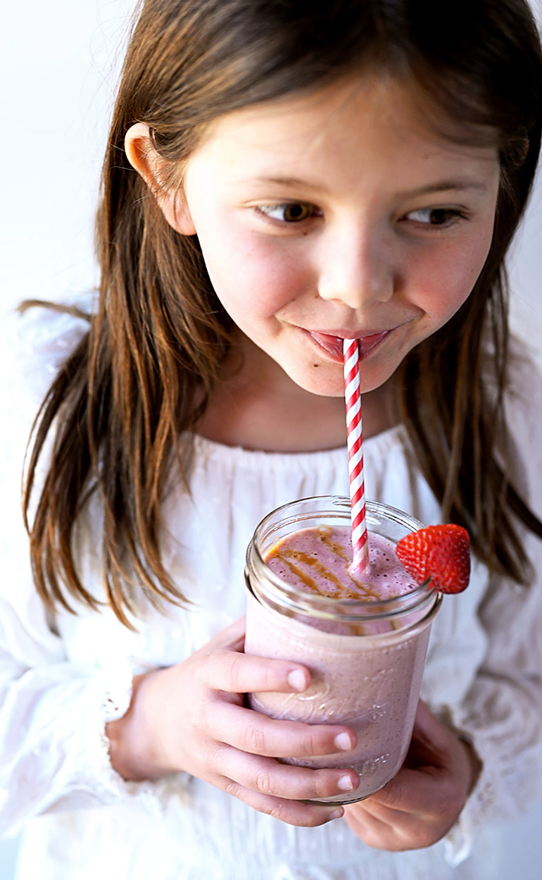 Babycakes drinking pb and j smoothie