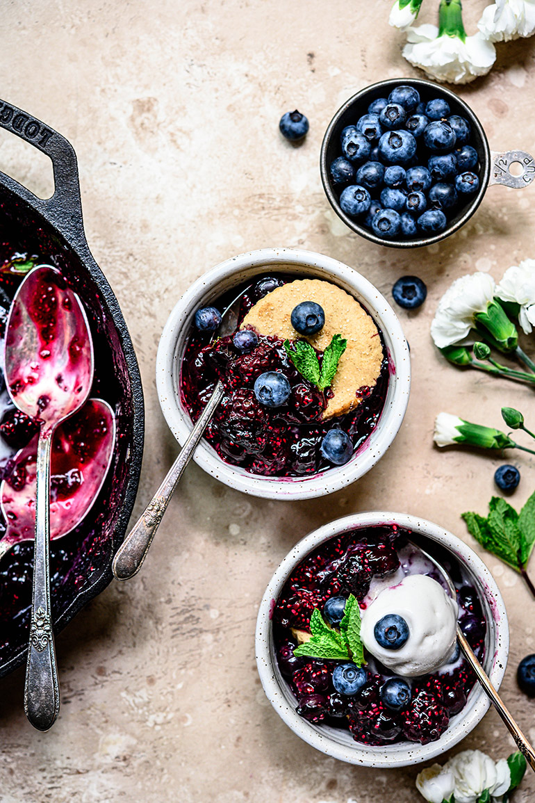 blueberry blackberry cobbler individual portions