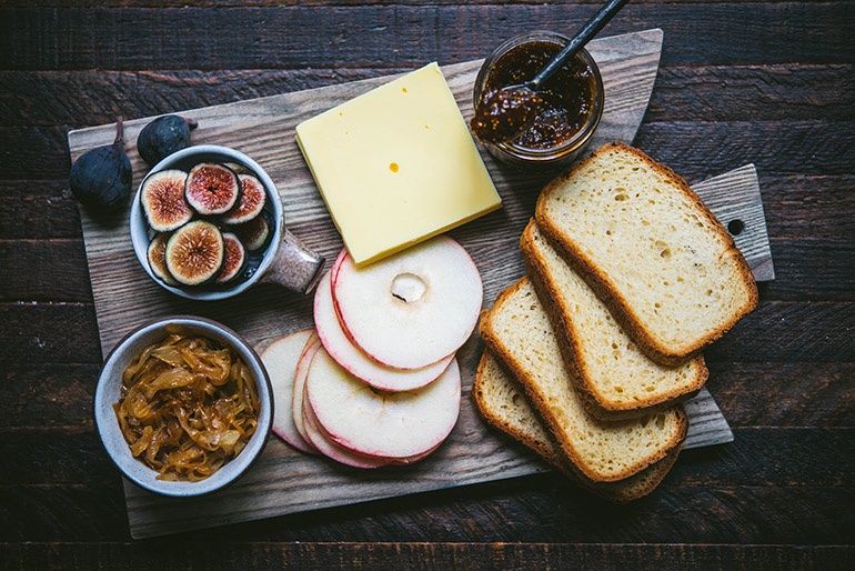 fall grilled cheese ingredients