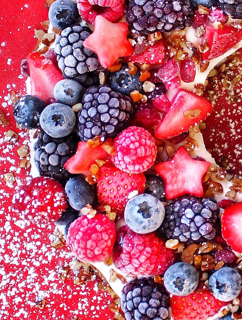 holiday pound cake with berries closeup