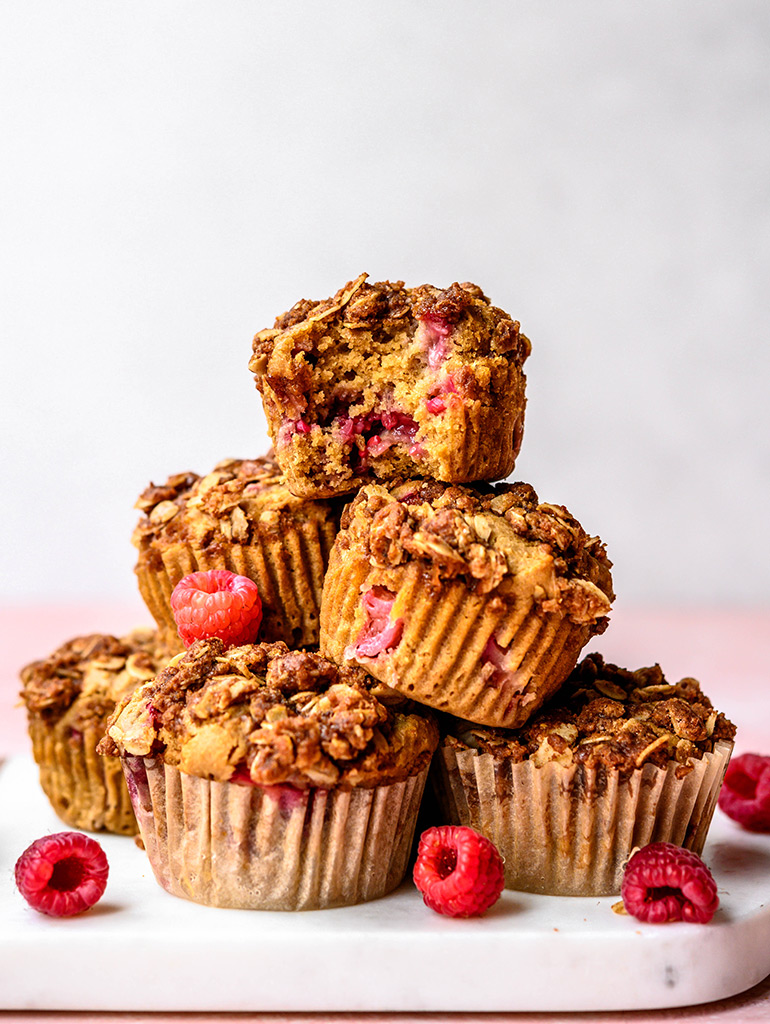 strawberry rhubarb muffins