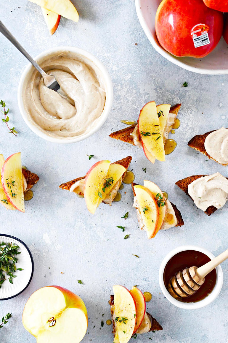 autumn glory apple crostini appetizer