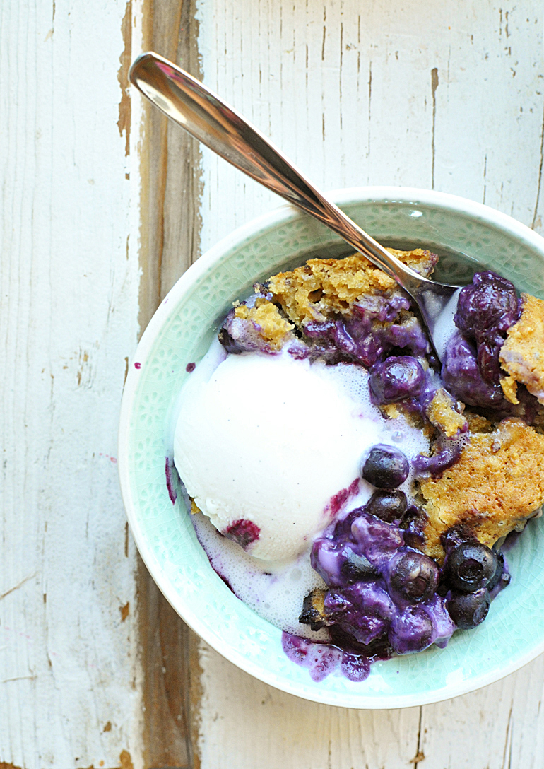 blueberry cobbler with quinoa closeup