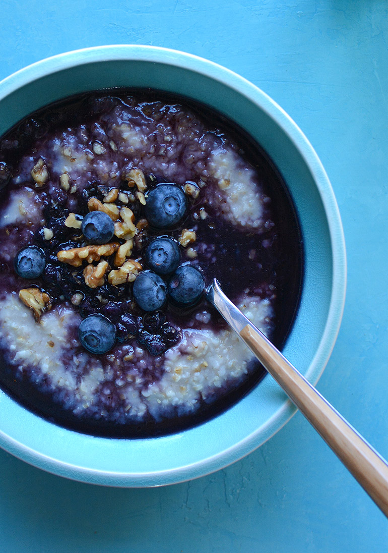 blueberry ginger oatmeal bowl close up