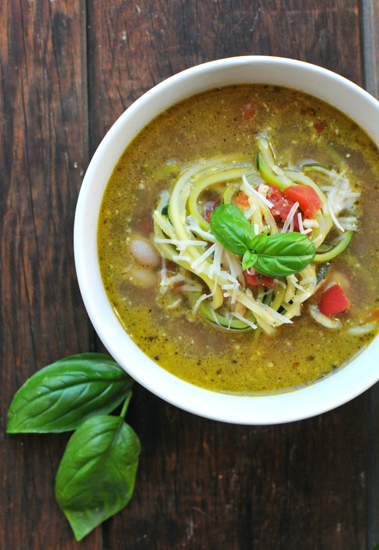 chicken pesto zoodle soup close-up