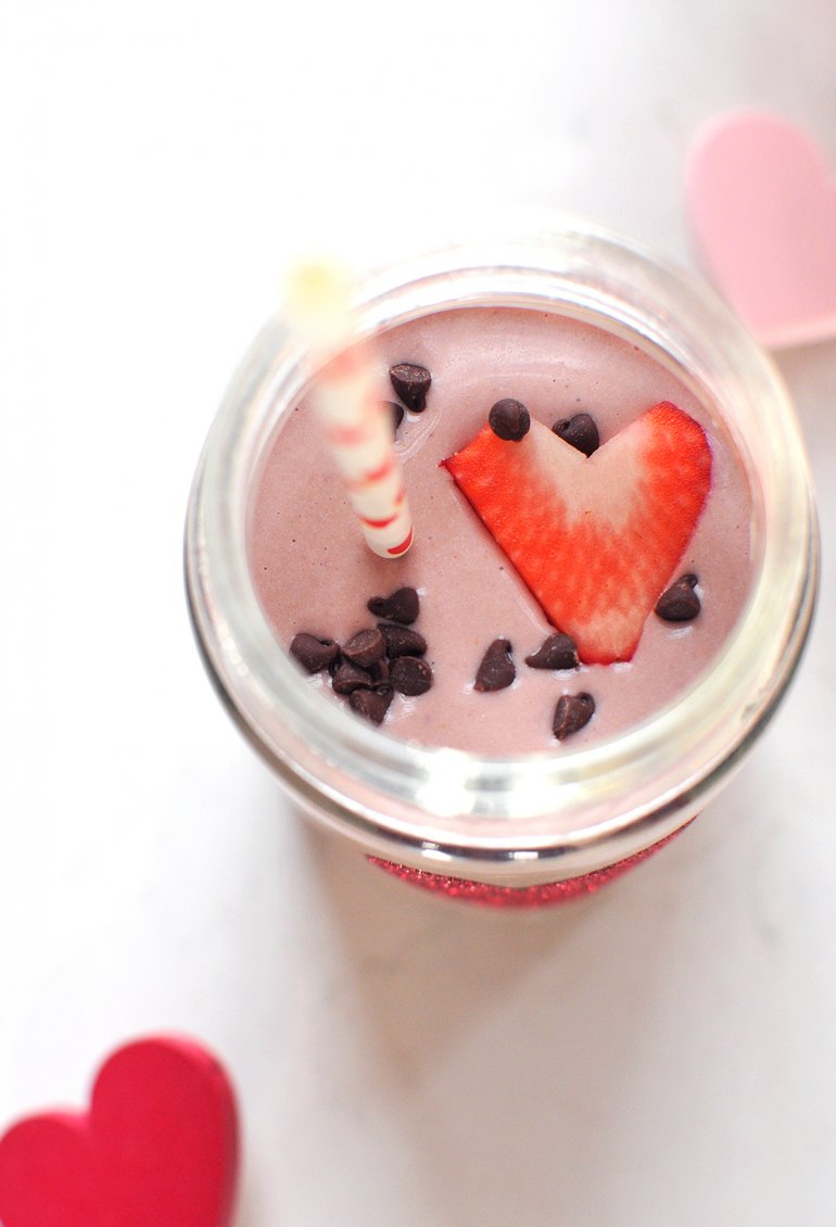 chocolate strawberry smoothie