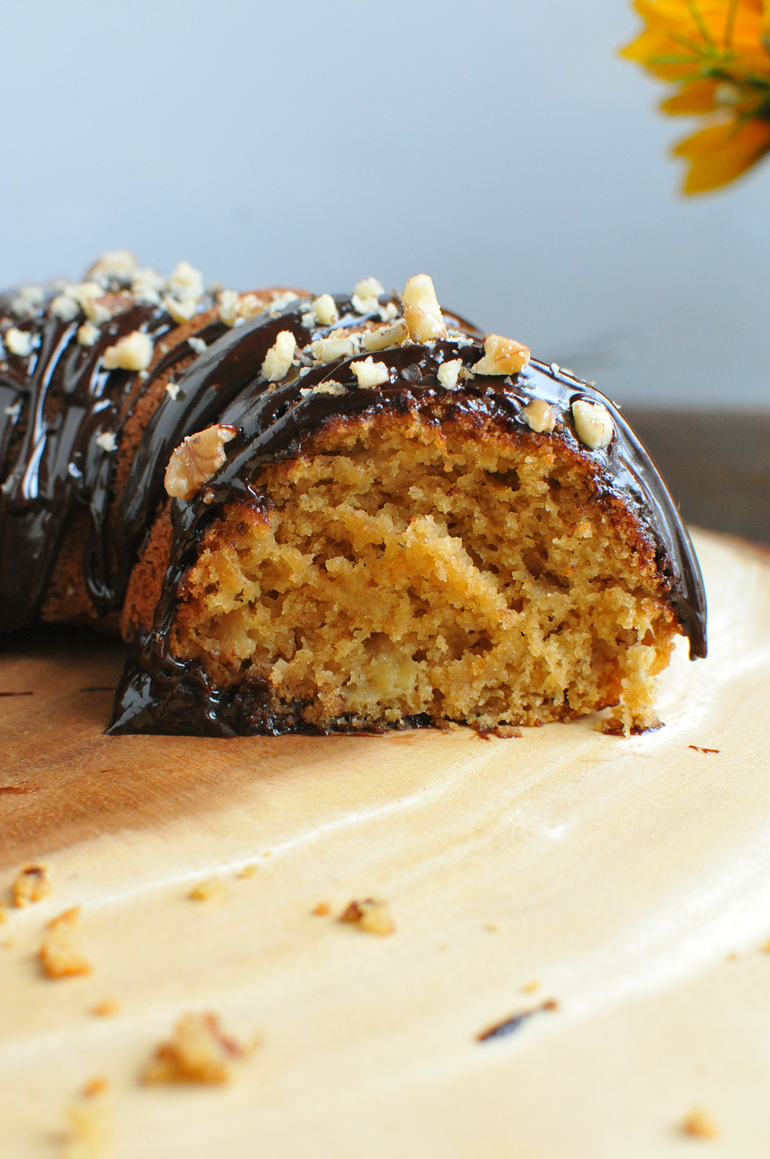 close up of sliced gf olive oil cake