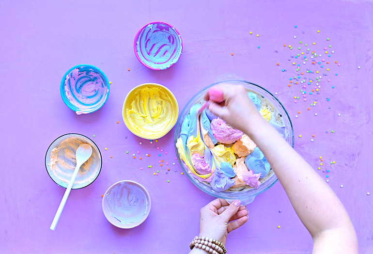 rainbow swirls on ice cream cake