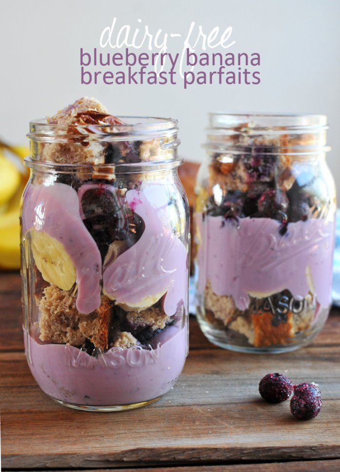 mason jar blueberry parfaits