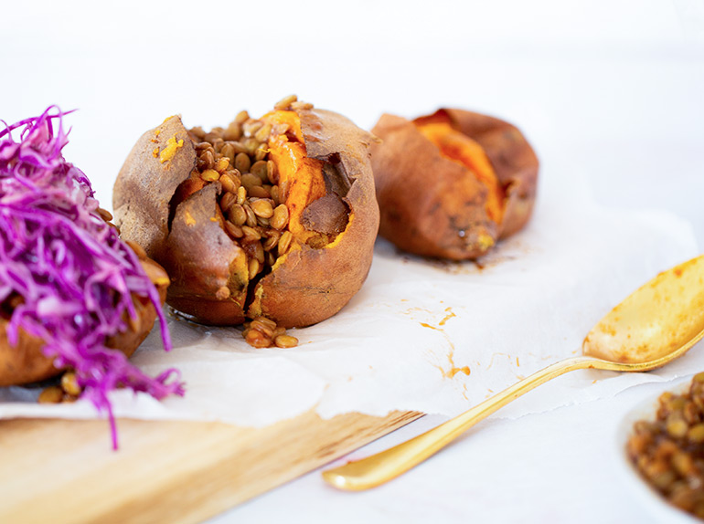 stuffed sweet potatoes with lentils